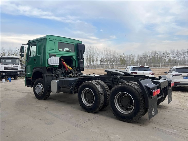 Good Condition Used Howo Tractor Truck